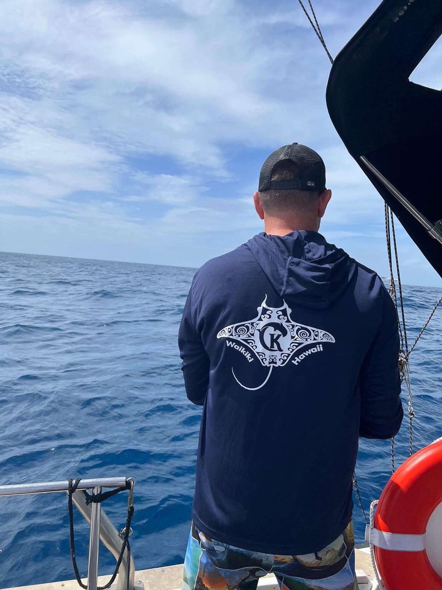 Manta Ray Sun Shirt (Hooded)